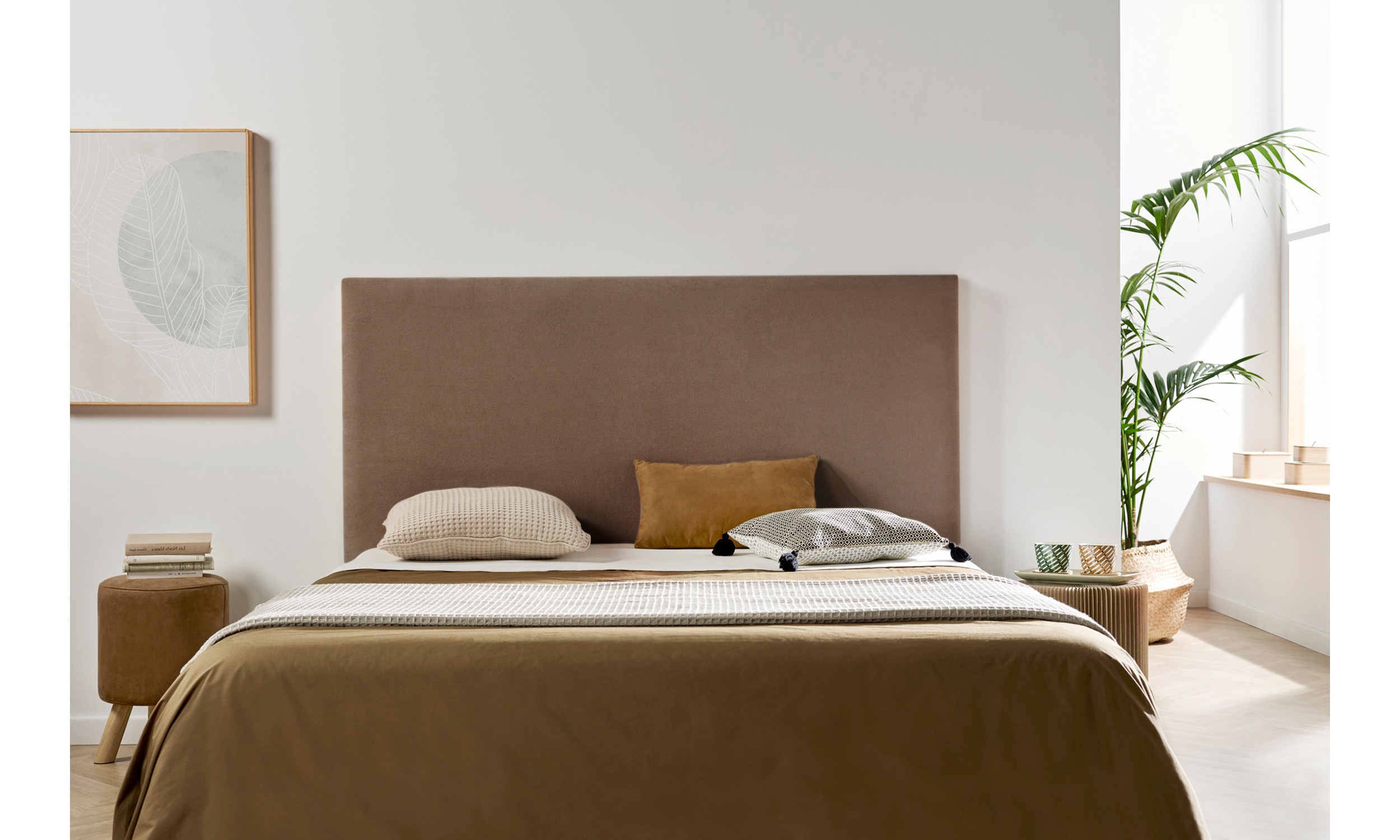 UPHOLSTERED HEADBOARD NEUS